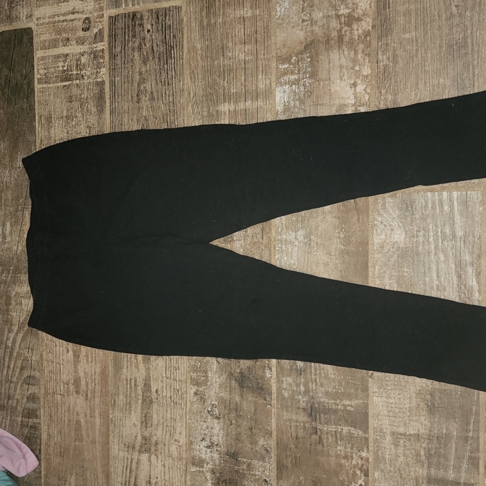 Black leggings